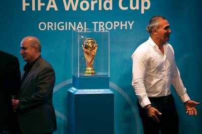 Iran-toppen om fotball-VM: – Hvem ved sine fulle fem sender laget dit?