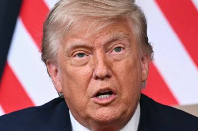 Trump raser mot oljegigantene: - Blir flådd