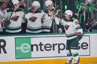 NHL: Zuccarello tilbake med scoring da Wild tok i føringen i sluttspillet