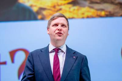 Bistanden fra OECD-land falt med 23 prosent i fjor