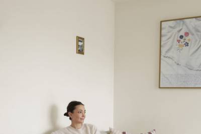 Hva gjør du når du ikke liker huset, men elsker utsikten? Du kjøper huset og gjør akkurat som Esma