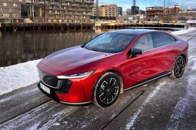 Biltest av Mazda 6e: Den peneste elbilen til 400.000 kroner