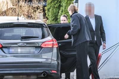 Her blir forsvarstoppen pågrepet av Økokrim