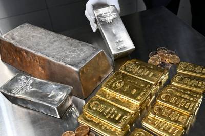 Edelmetaller faller: – Alle satt på samme side av båten