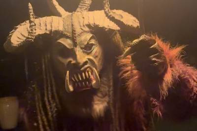 Hyller juledemonen: – Blitt en tradisjon