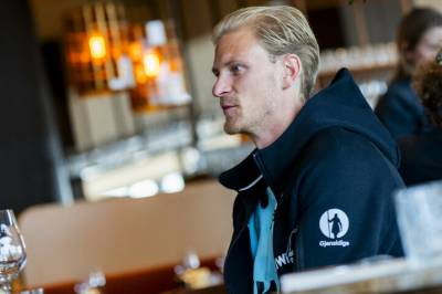 Står fram etter 322 dager