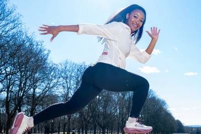 Ezinne: - Treningen holder meg «fit»