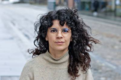 Da hun fikk en datter, visste hun ikke hvilket språk hun skulle bruke