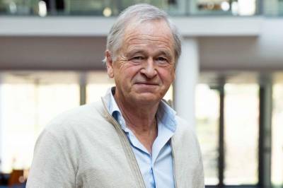 Lurt å kjøpe gullgruveaksjer på korreksjoner