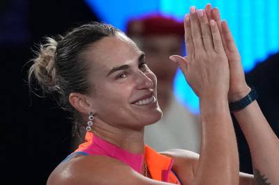Sabalenka finaleklar i Australia etter politisk betent duell – droppet å takke for kampen