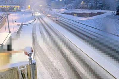 - Svært glatt på stedet