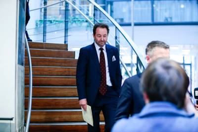 Kjell Inge Røkkes tur til å forklare seg i retten