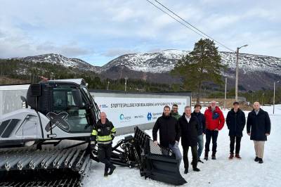 width=device-width, initial-scale=1