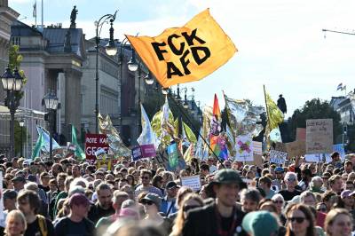 Store demonstrasjoner mot AfD over hele Tyskland