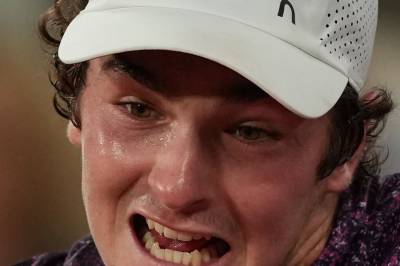 19-årig brasilianer slo Casper Ruud ut av Roland-Garros