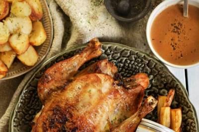 Saftig kylling med sprøstekte poteter
