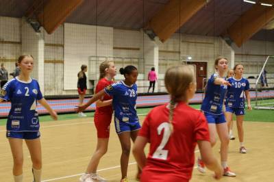 Eikefjord-jentene vann på bana – men mista semifinaleplassen på bakrommet