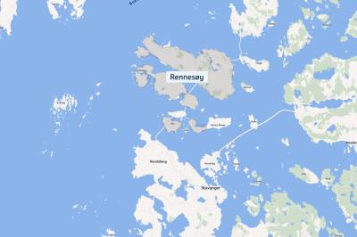 Låve totalskadd i brann – over hundre griser trolig døde