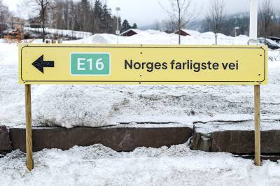 Jada! Tvers gjennom Sollihøgda til hytta.