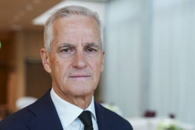 Statsministeren taler etter kongens død