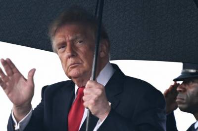 - Ønsker å ydmyke Trump
