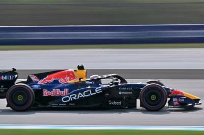 Verstappen raskest i Malaysia