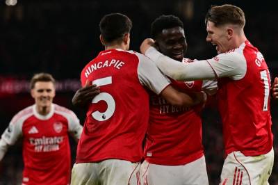 Overtidsdrama for Arsenal – to selvmål reddet Arsenal