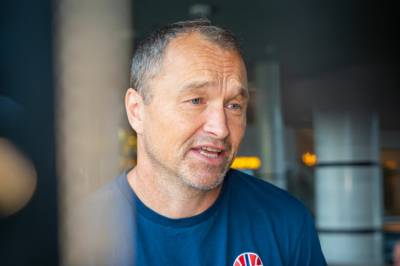 Kuvending: Landslagstrener får fortsette etter splid