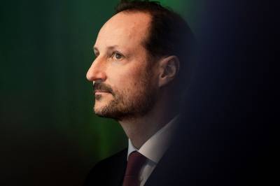 Kronprins Haakon om kongens helsetilstand: – Det går bedre