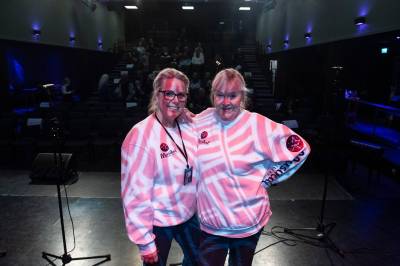 200.000 kroner til lokale elever: – En betydelig gave