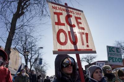 Forsøker å stanse ICE-budsjett