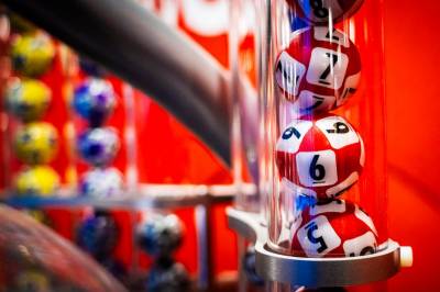 Skal ha spilt bort 700.000 kroner av 12-åringens penger