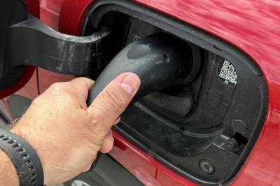 Derfor sitter den bom fast