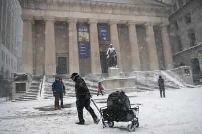 Ny toppnotering på en grønn Wall Street: Gruveselskap raser etter oppkjøpsamtaler