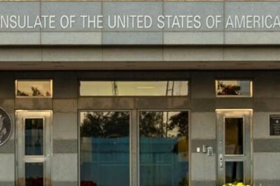 Demonstranter stormet USAs konsulat i Karachi