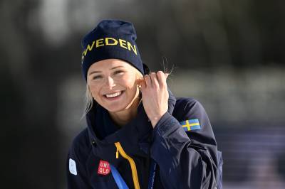Svensk uro før damenes femmil - Frida Karlsson trener ikke