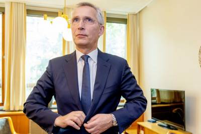 Stoltenberg om at Norge slipper å garantere for EU-lån: – EU gir lån. Norge gir gaver