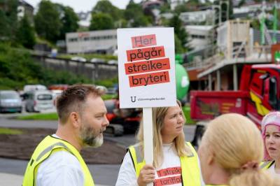 Dei står i Noregs lengste lærarstreik: – Me kan streike i 200 år