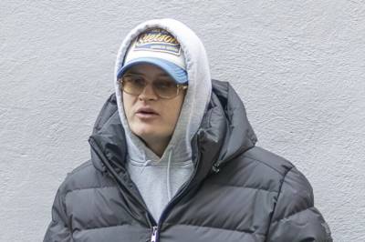 Høiby i nye avhør: Nekter for vold og knivtrusler