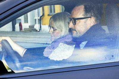 Haakons ukjente nettverk