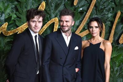 David og Victoria Beckham gratulerer Brooklyn med dagen