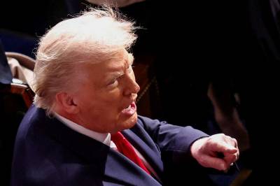 Trump: Iran har lovet tollfri Hormuz-passering