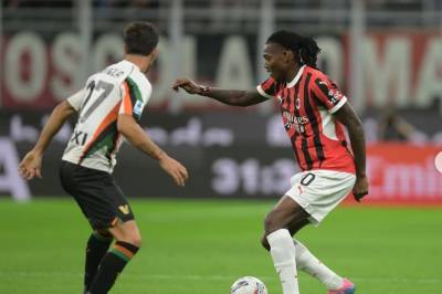 Massimiliano Allegri gjør en stor Rafael Leao beslutning for AC Milan mot Verona