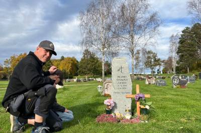 Fikk livet snudd på hodet av en rusten spiker: – Vi tar med oss kaffen hit til Ingerids grav
