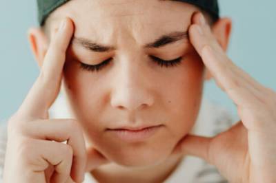 (+) Tourettes syndrom og tvangslidelser deler nettverk i hjernen