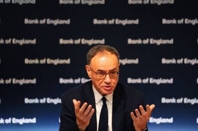 Bank of England holder styringsrenten uendret