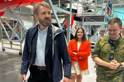 Får kritikk for å svikte jordmødrene: – Helseministeren gjør ingen verdens ting