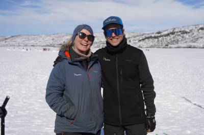 SE BILDENE: Rekordmange ivrige isfiskere på Rauvatnet