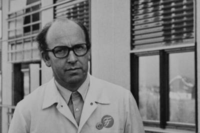 Arnfinn Nesset er død