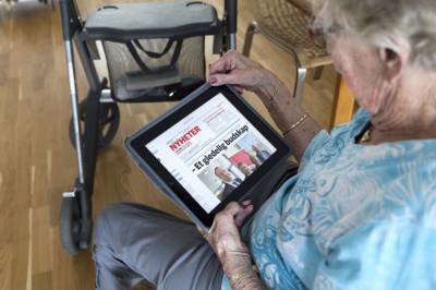Eldre er blitt bedre digitalt, men mange føler seg presset